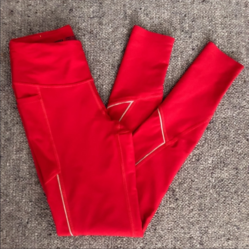 Victoria’s Secret Total Knockout Leggings